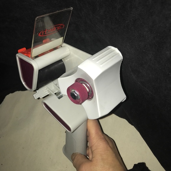 3 for $30 / Scotch tape dispenser - Picture 4 of 5